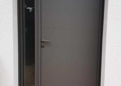 Rénovation porte entrée veigné