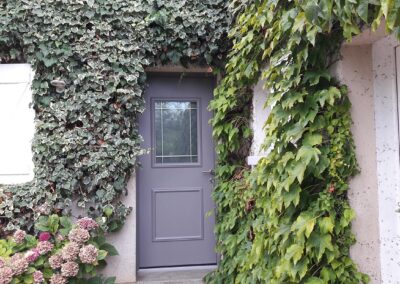 Rénovation porte entrée veigné