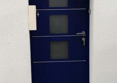 Rénovation porte entrée veigné